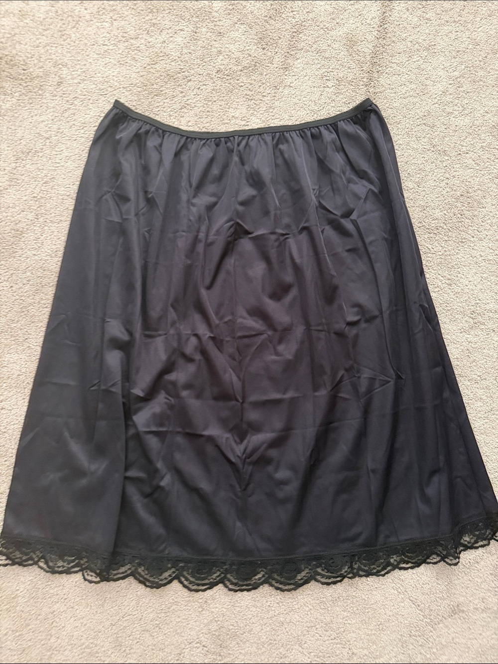 Vintage Luxer Dame Plus Size Black Half Slip Skirt with Lace Hem